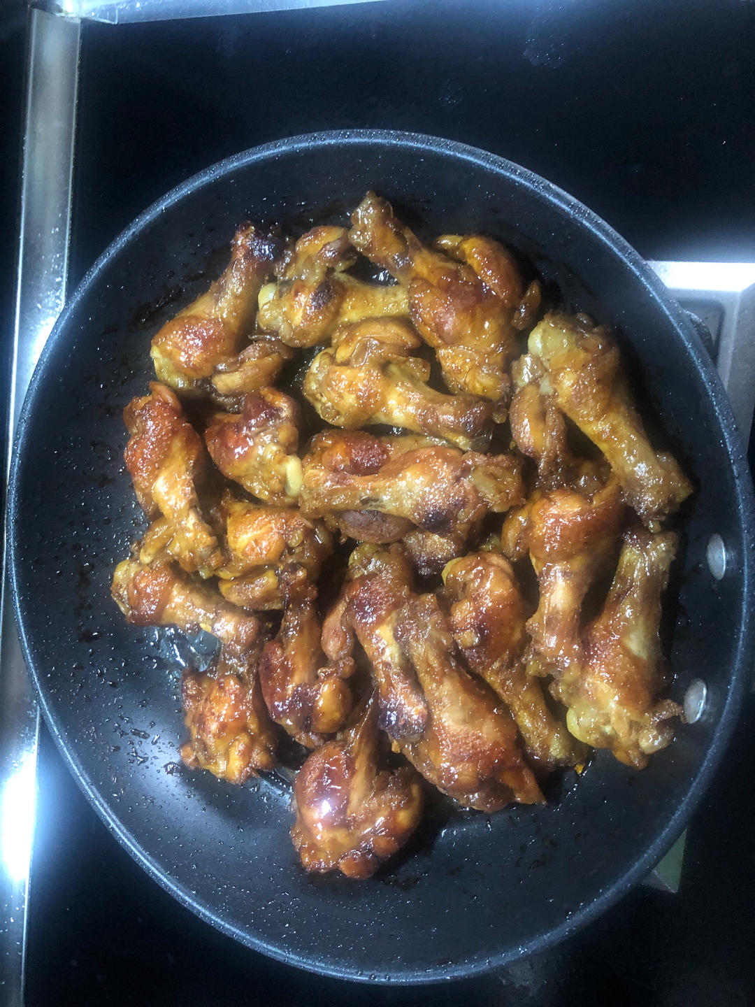 好吃到舔手指的「蒜香蜜汁鸡翅根」👍