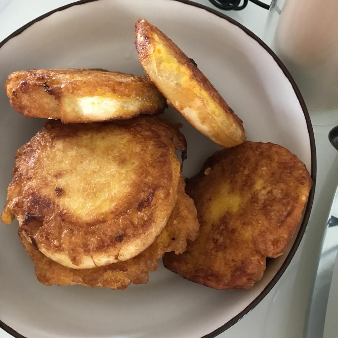 早餐鸡蛋馒头片