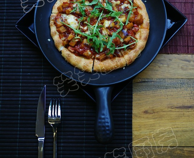 批萨原来还可以如此多样和简单——懒人披萨之一：茄子馕饼批萨的做法