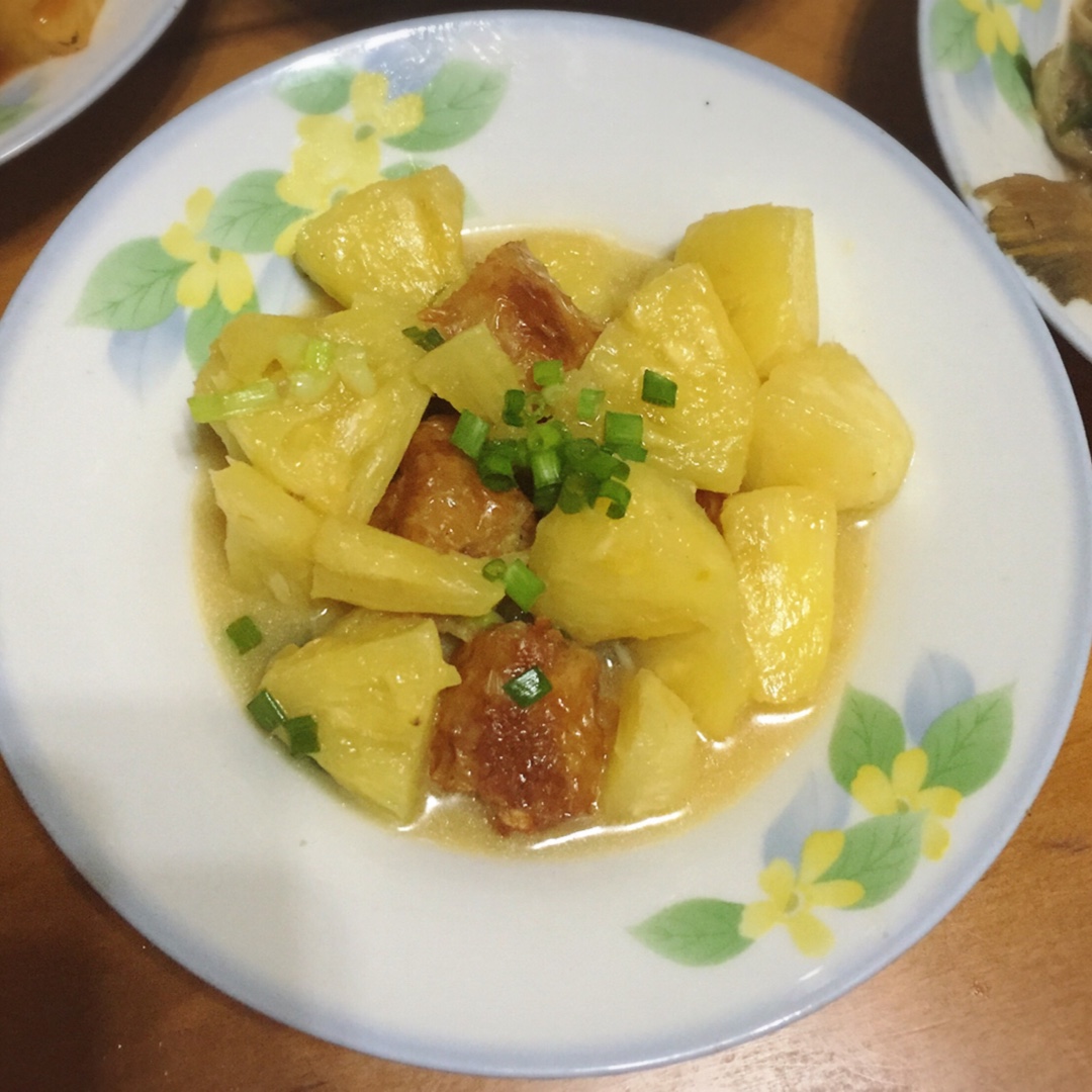 菠萝咕咾肉