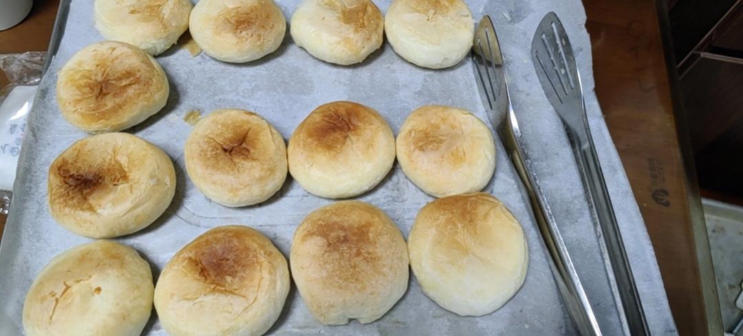 酥皮绿豆饼   酥得掉渣渣