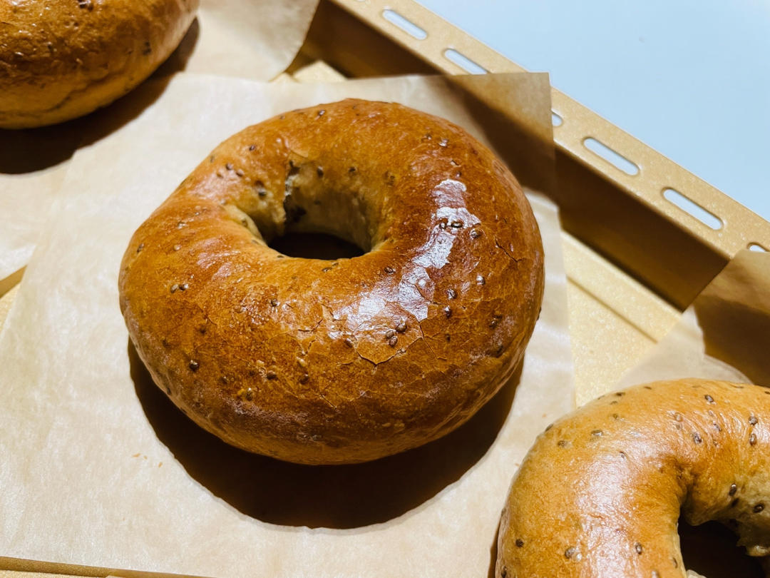 咖啡奇亚籽贝果