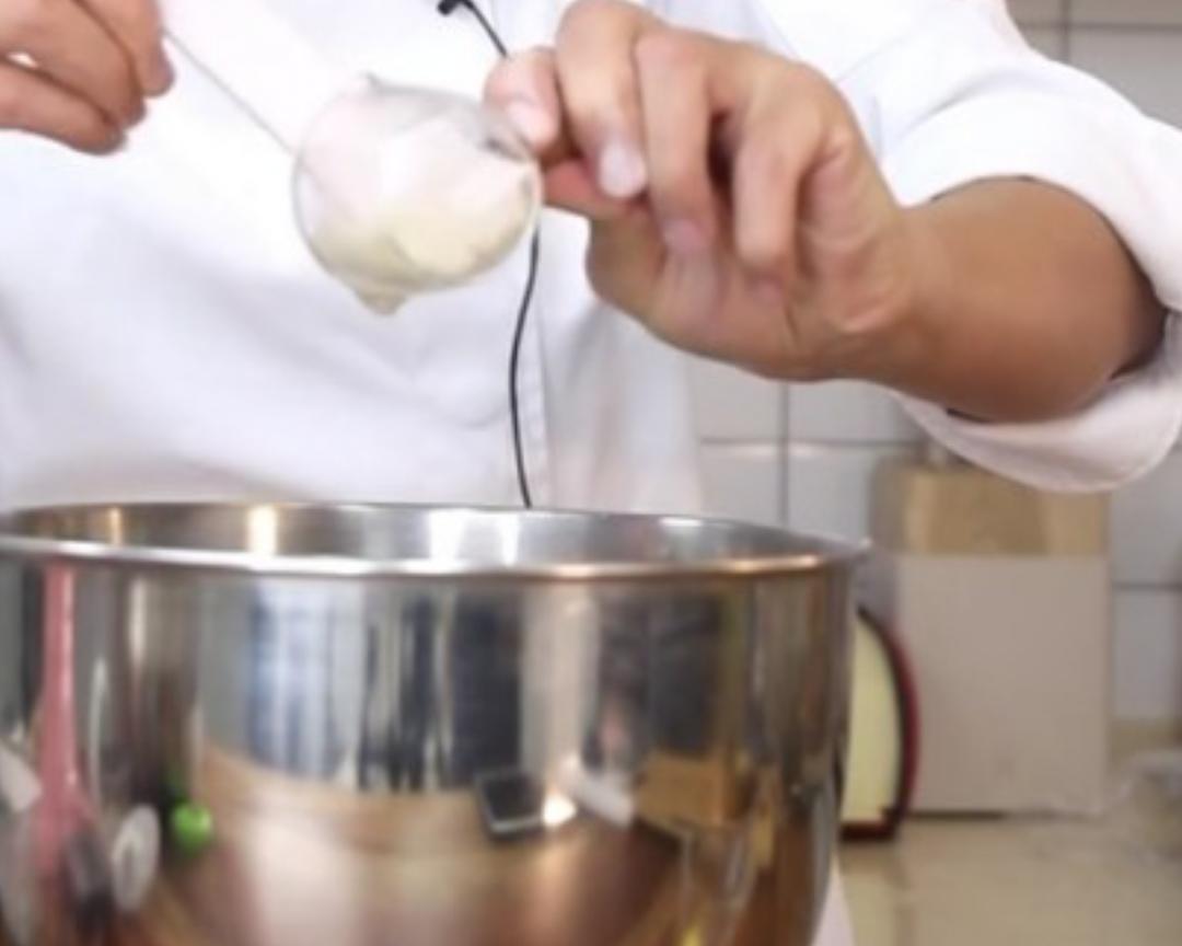 黑芝麻贝果的做法 步骤2