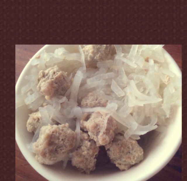牛肉丸子萝卜汤