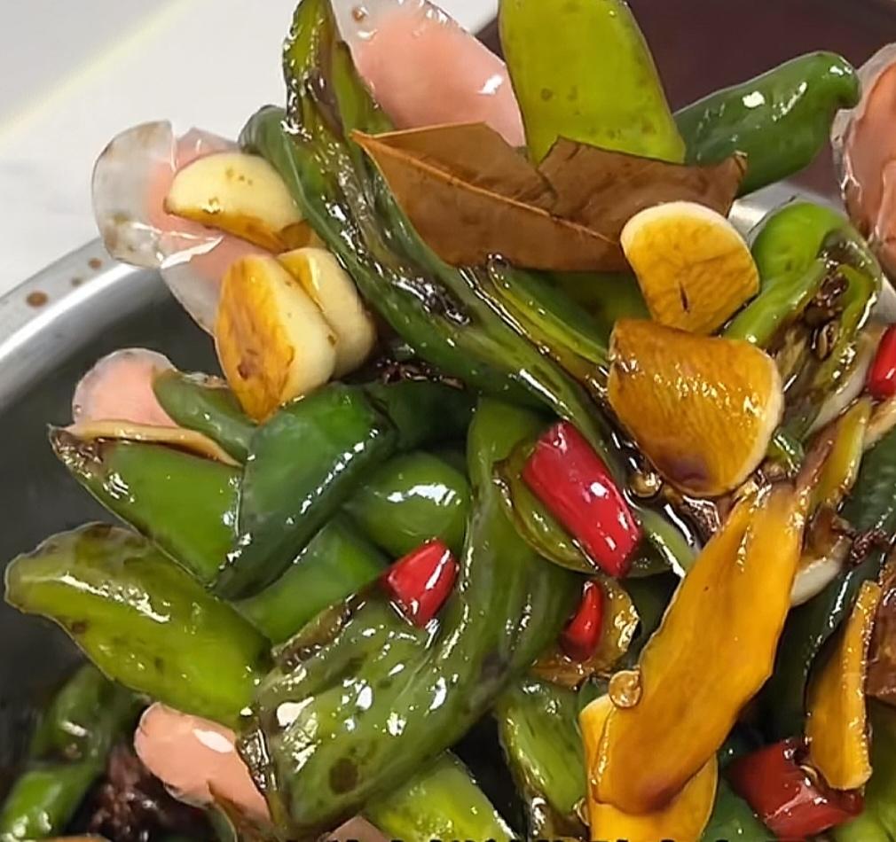 腌油辣椒