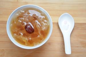 桂圆银耳红枣汤的做法 步骤4
