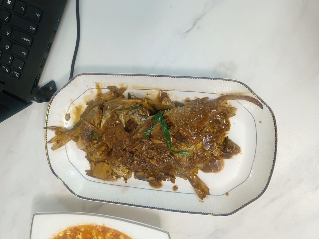 【家常菜】上海红烧鲳鱼