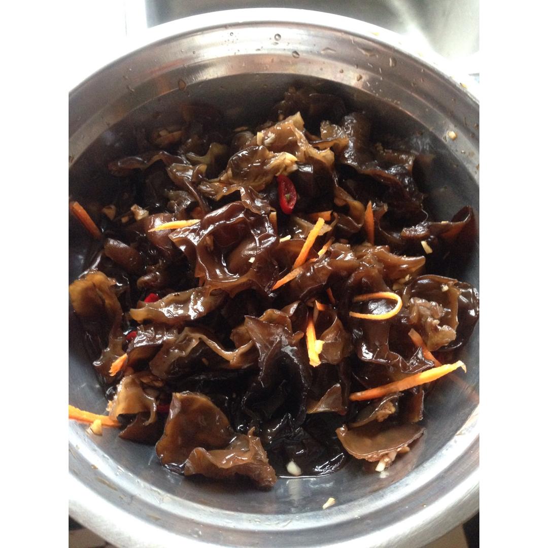 爽口拌木耳