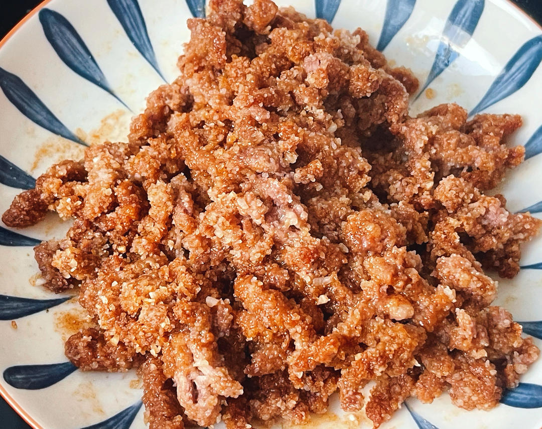 懒人极简补蛋白｜朴素的粉蒸牛肉丝