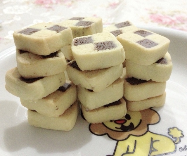 双色小棋格饼干
