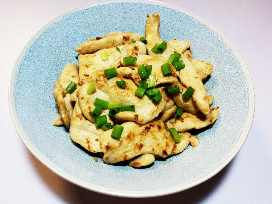 蚝油鸡胸肉炒香菇