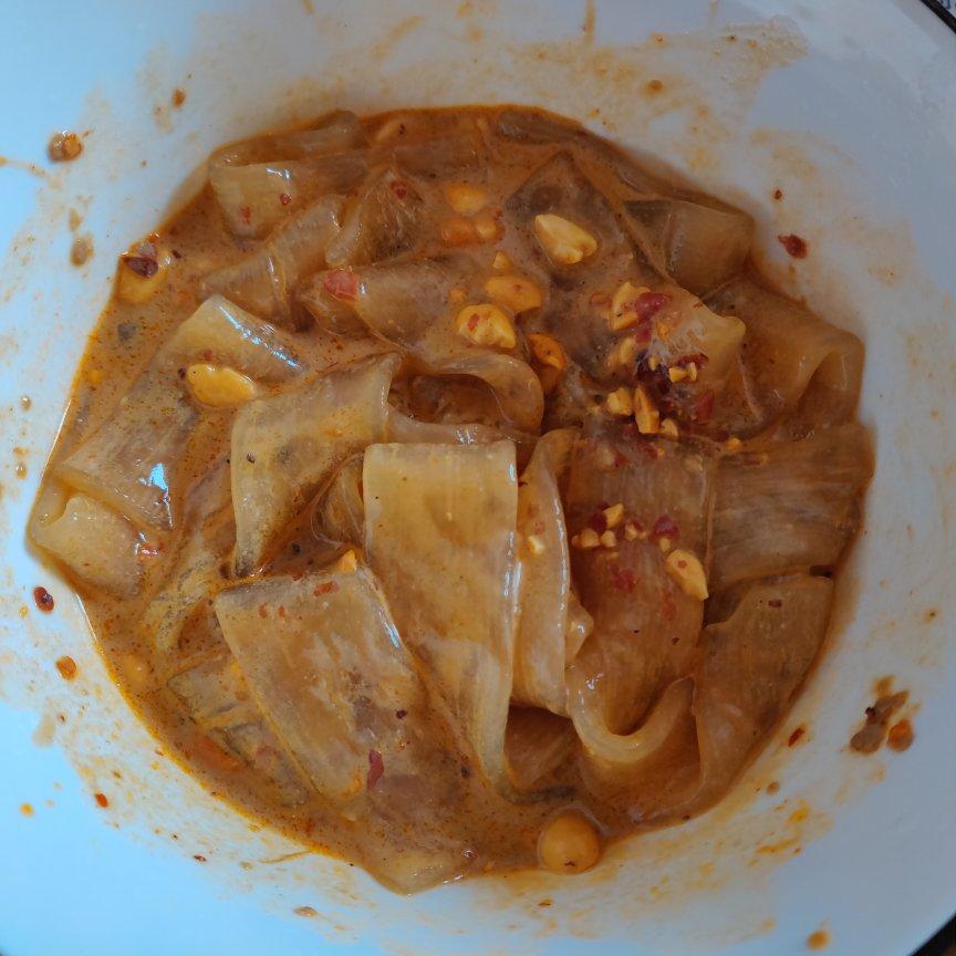 超级过瘾好吃到流泪麻辣拌宽粉