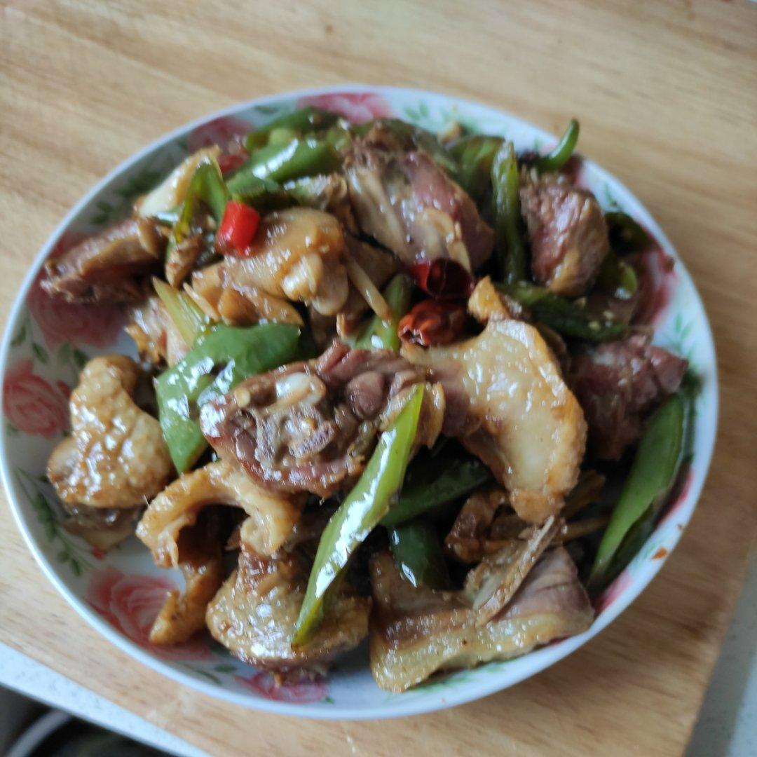 简单家常腊鸭腿
