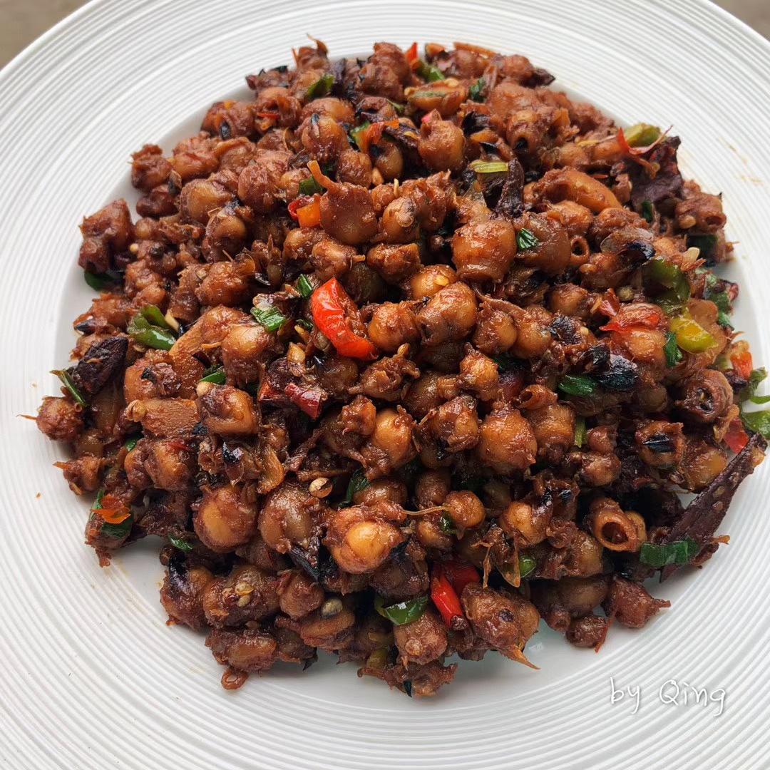 香辣墨鱼嘴的做法