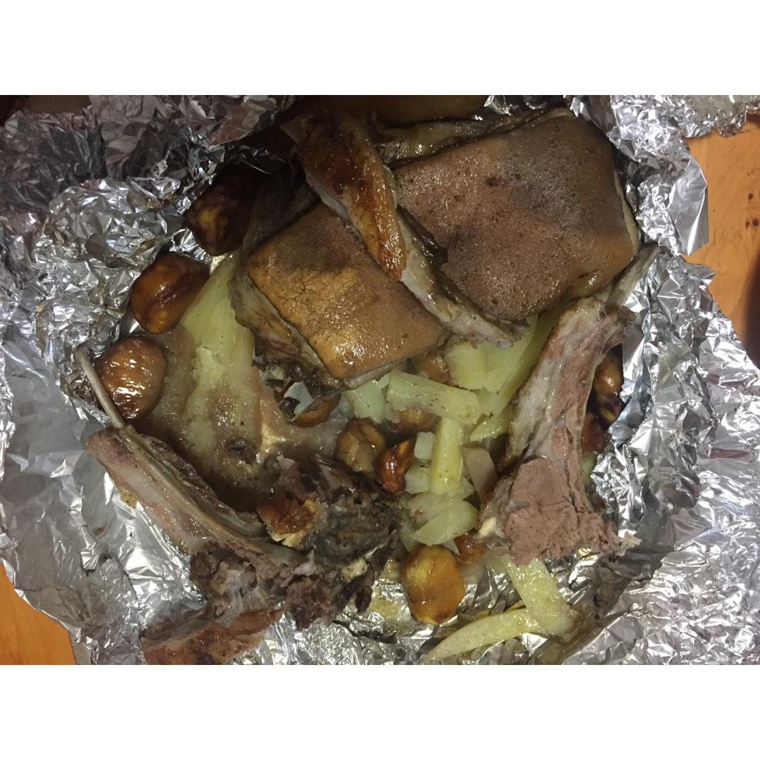 孜然羊排烤土豆