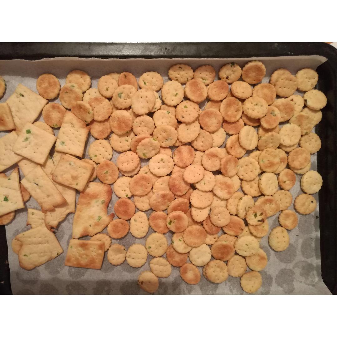 香葱苏打饼干