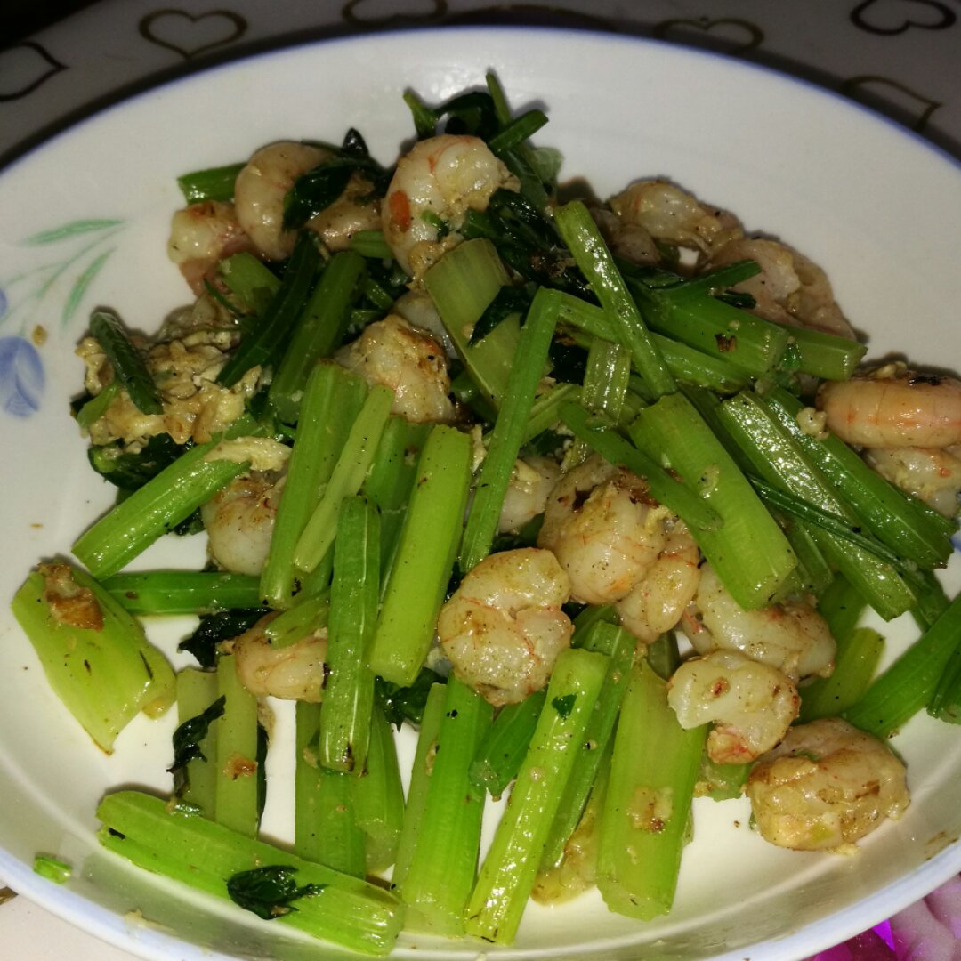 崔小树12做的芹菜炒虾仁