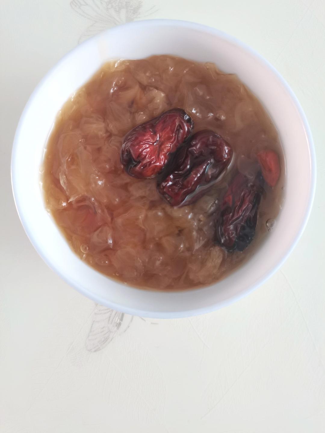 无敌好喝❗️快速熬出胶的银耳羹😋美容又养颜