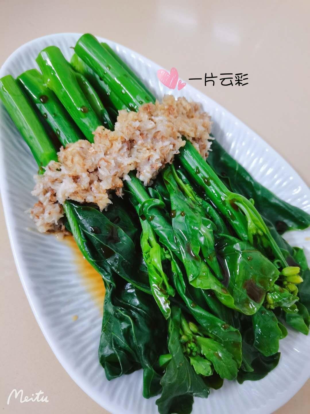 来个快手小菜吧，沙姜茸芥兰😄早中晚三餐皆可🉑