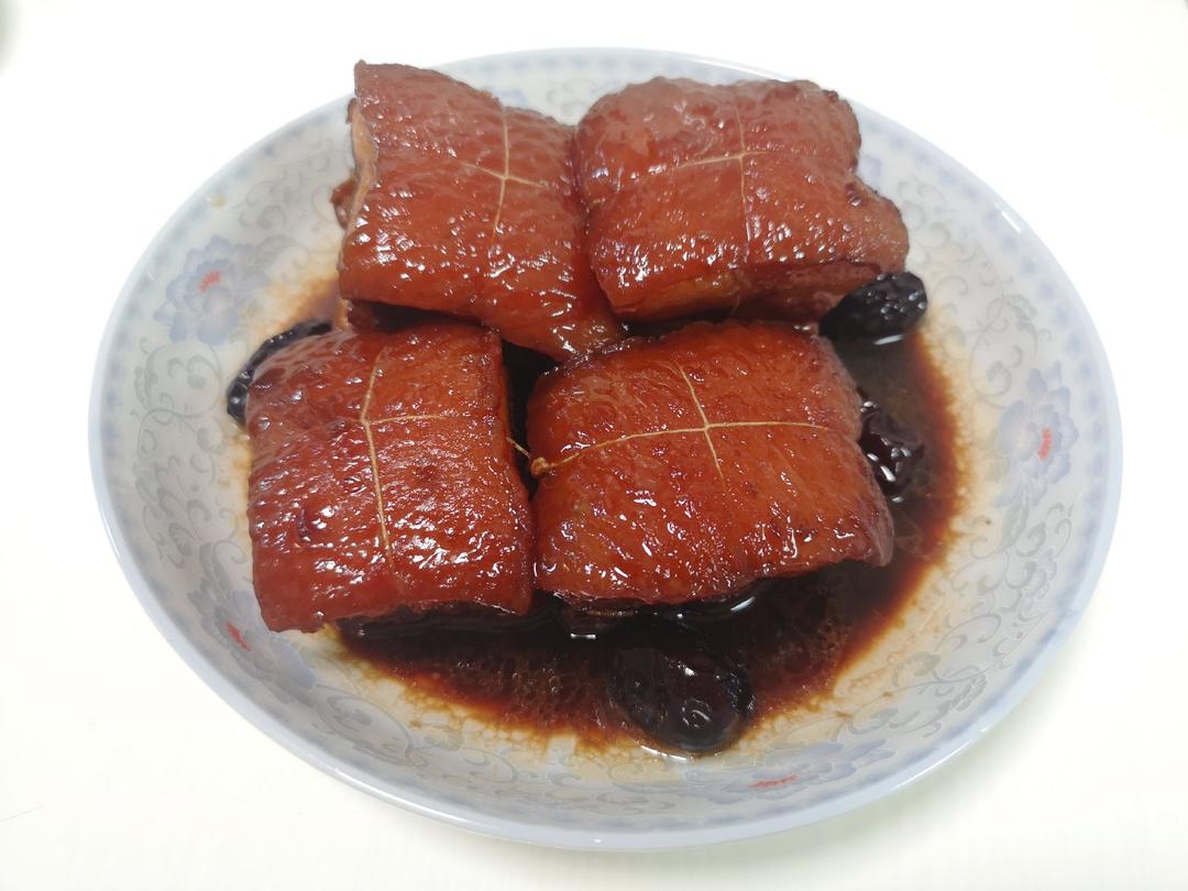如何炖出不腻的东坡肉--酒店做法及家庭做法