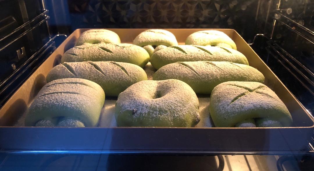 抹茶红豆牛奶卷（超好揉出手套膜的方子）