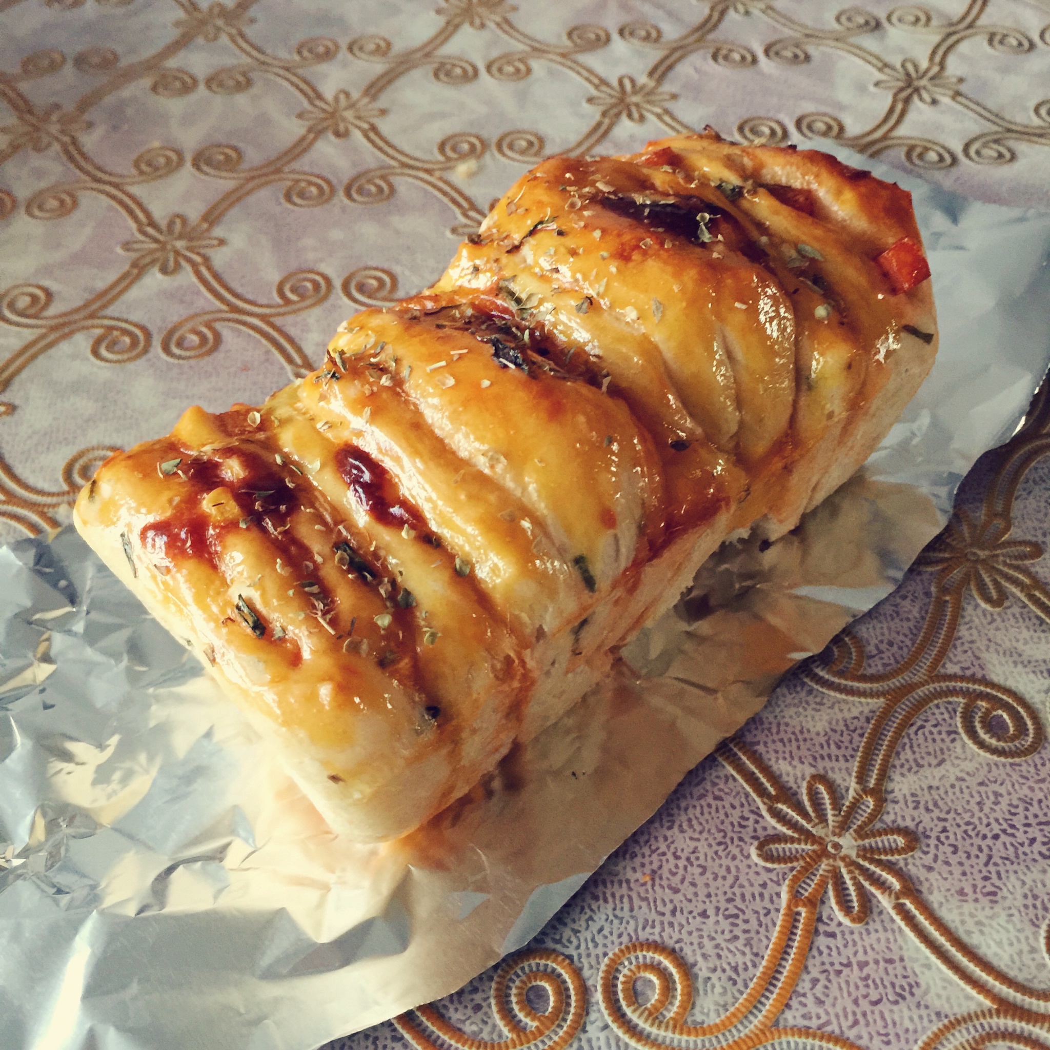 绵软蒜香芝士手撕面包Pull-apart bread