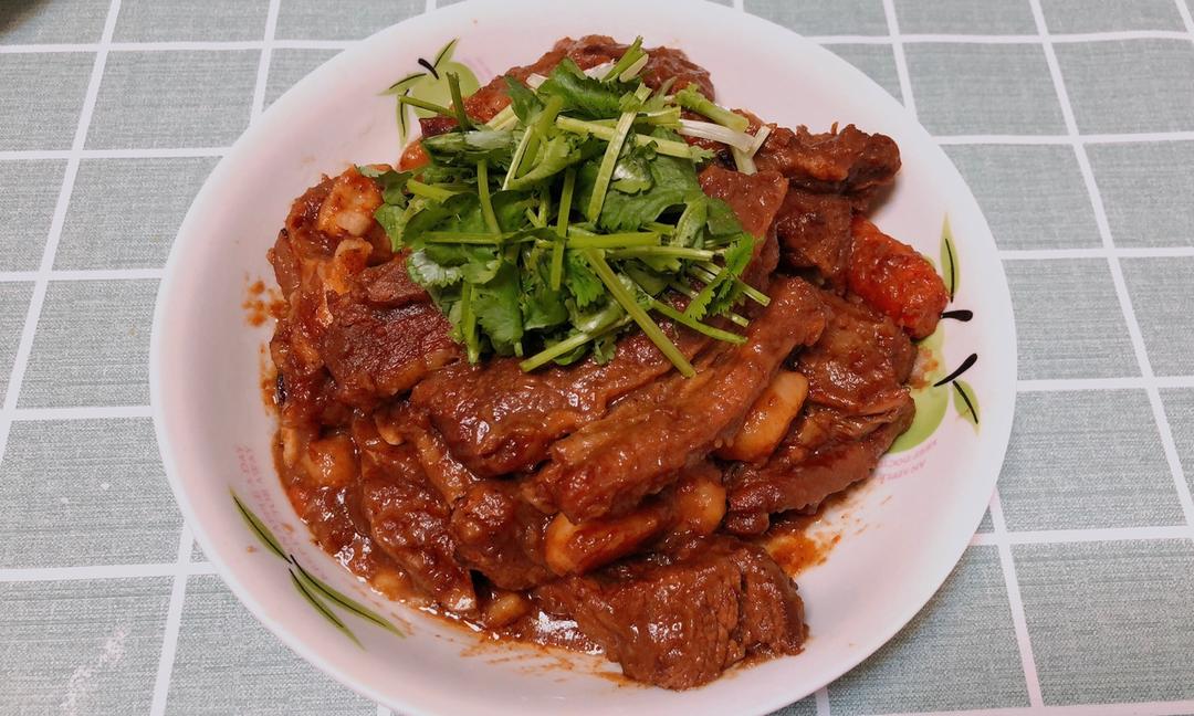 胡萝卜炖牛排骨