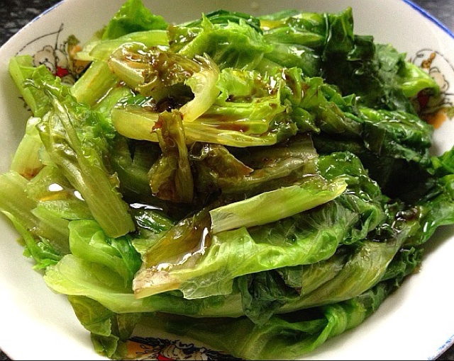 白灼生菜