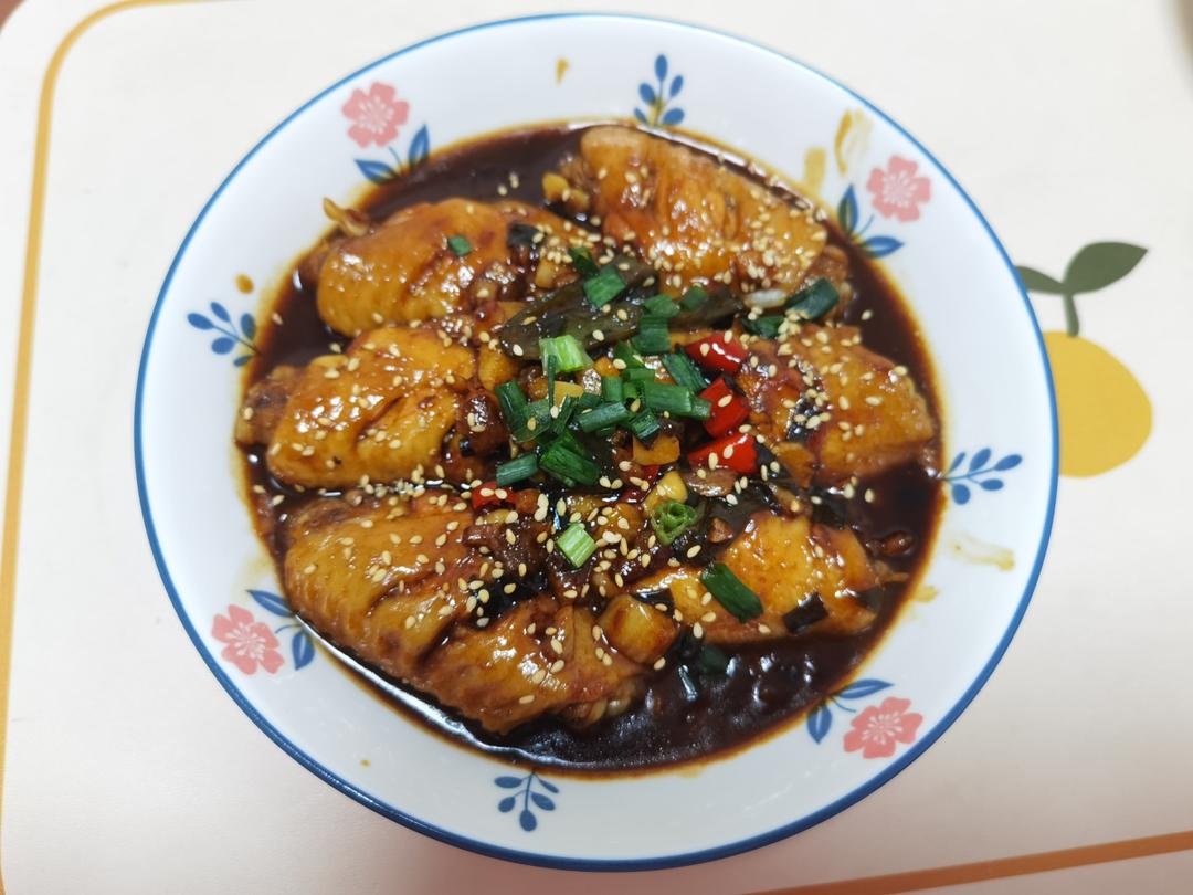 外婆教我的红烧鸡翅·连汤汁都狠好吃！！！