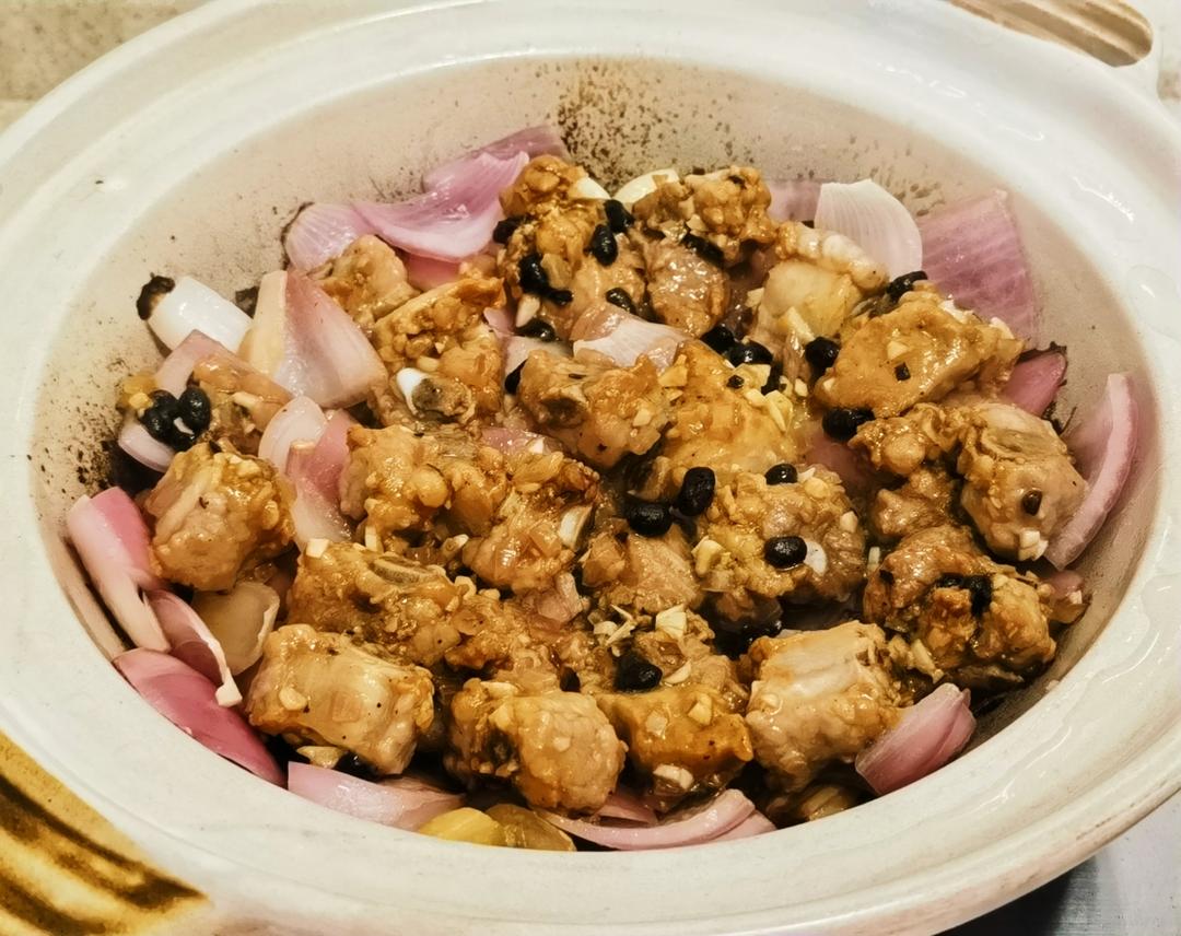 蒜蓉豆豉排骨煲