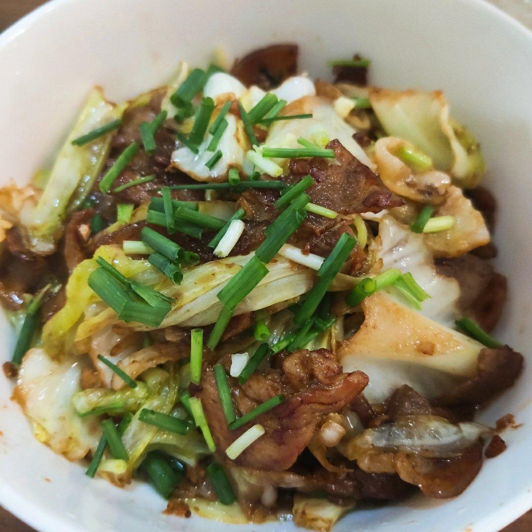 阿婆手撕包菜