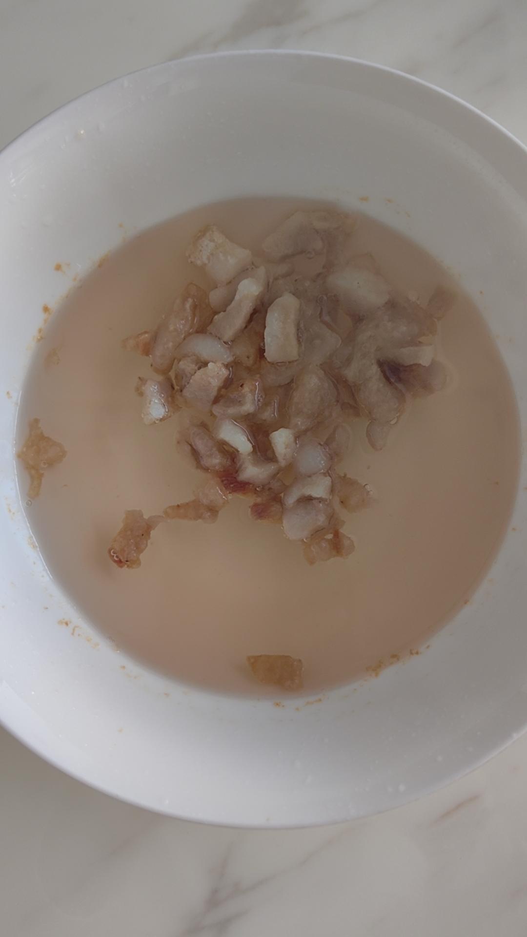 3分钟微波炉炼猪油