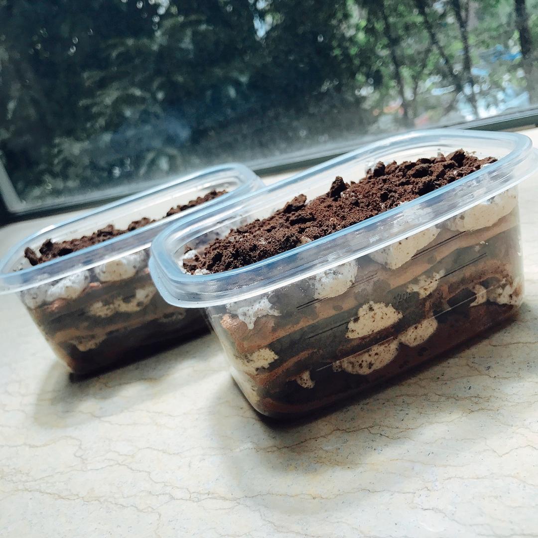 好吃到流泪的奥利奥咸奶油盒子蛋糕