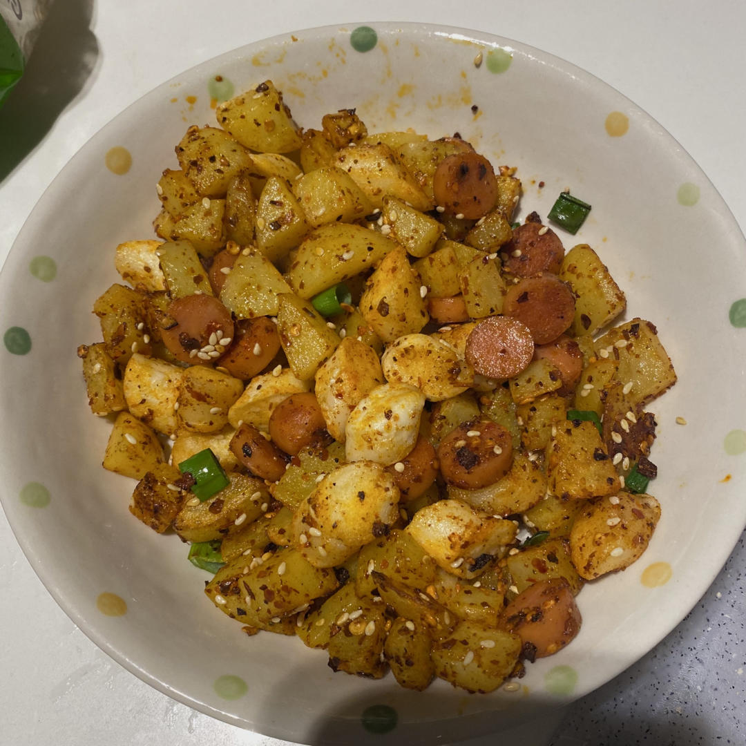 香辣过瘾的孜然土豆火腿，比路边摊还好吃
