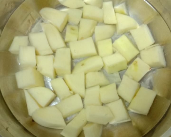 牛腩土豆煲的做法 步骤1