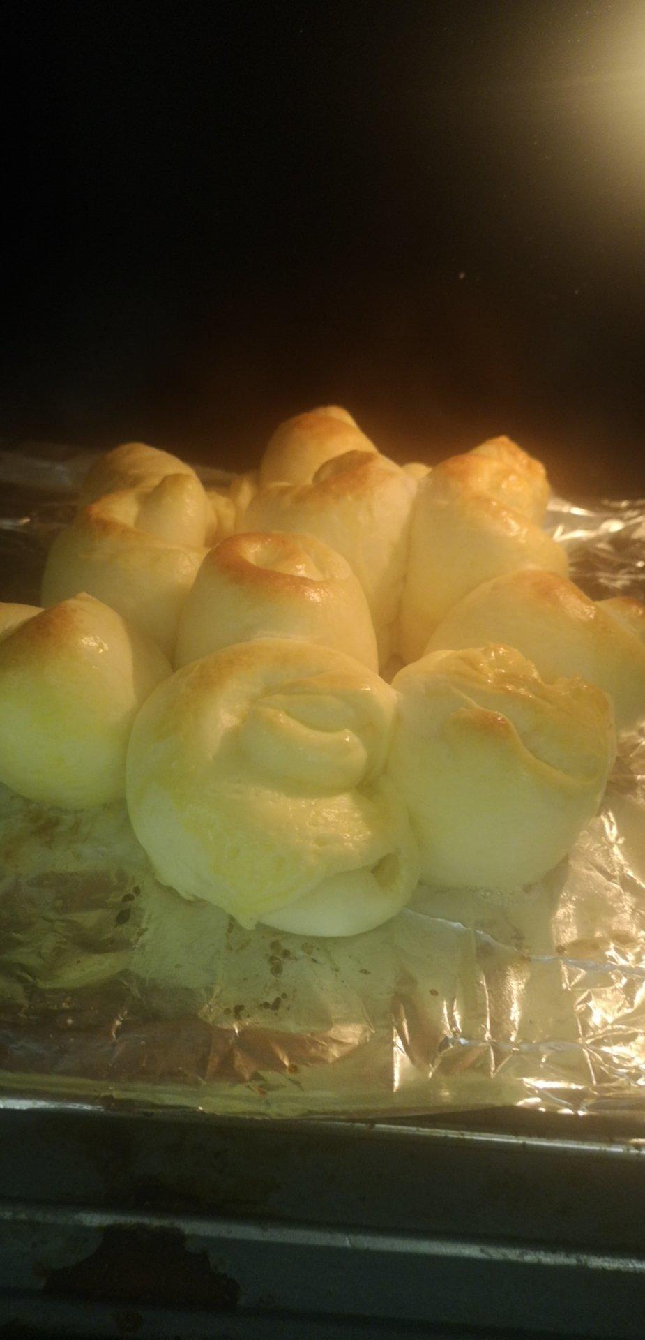 脆底蜂蜜小面包