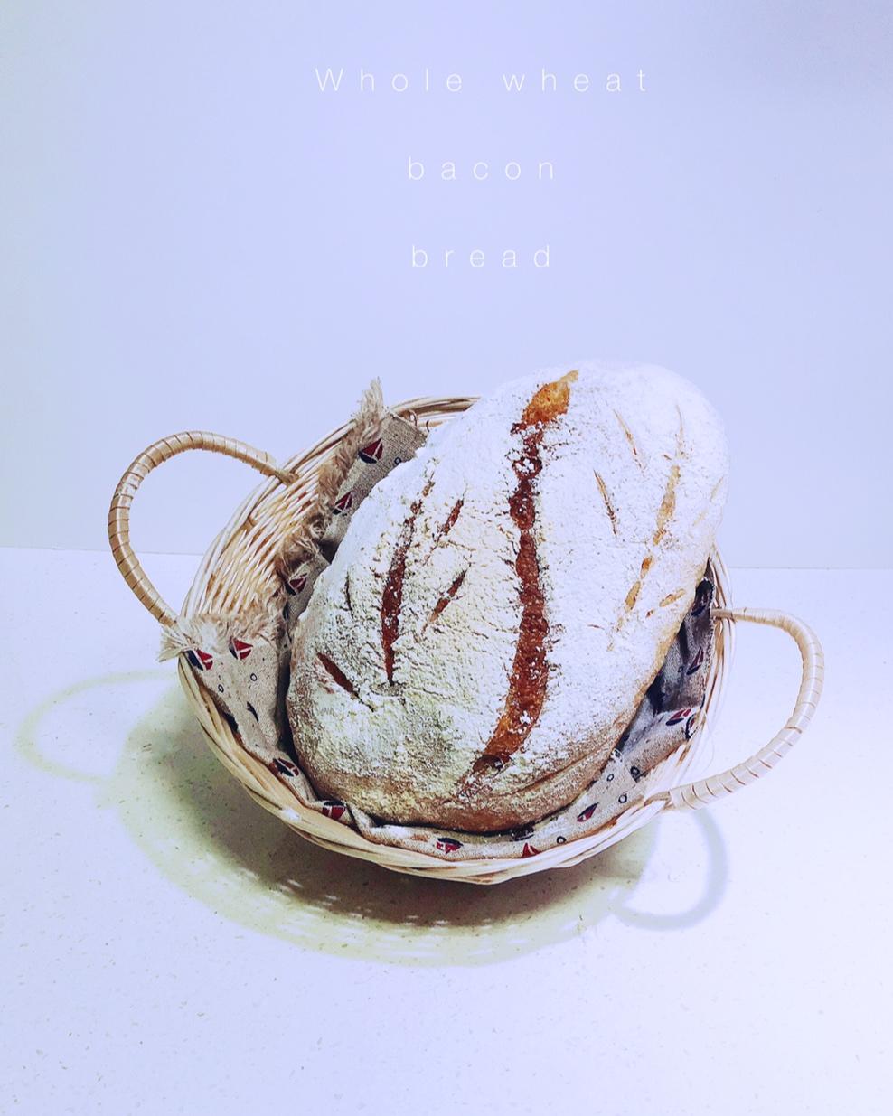 香喷喷的全麦培根面包