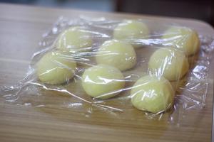 奶香紫米松松面包💜软软糯糯😋皮薄馅大的做法 步骤5