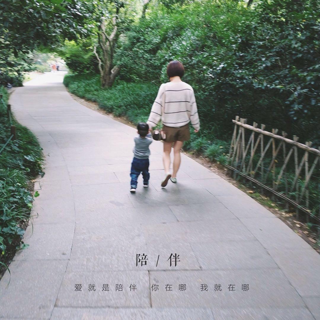 嘟嘟和兜兜的妈妈呀