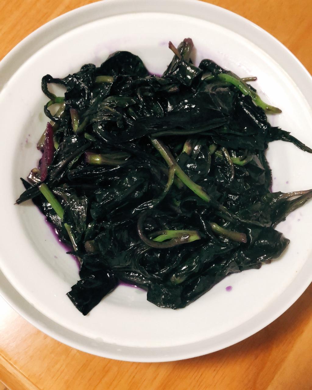 平安快乐candy做的清炒紫背菜