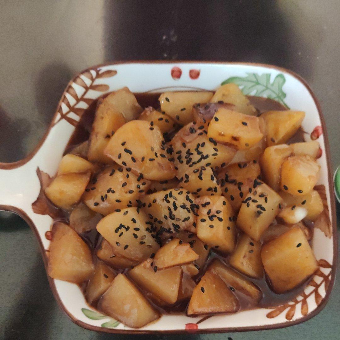 土豆🥔的灵魂吃法，烧土豆，孩子的最爱❤️