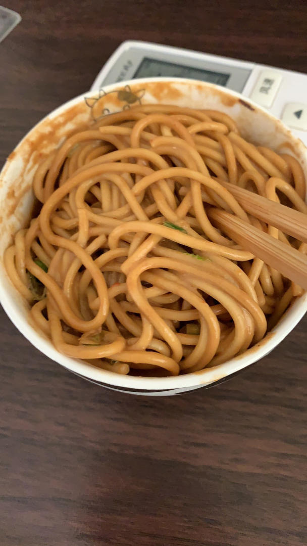 来一碗武汉热干面吧