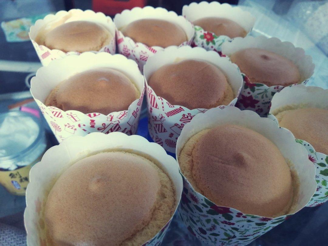 纸杯蛋糕 8寸戚风蛋糕的量