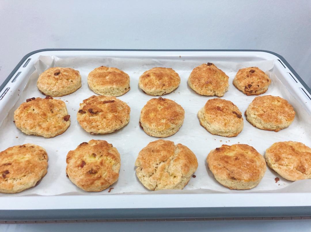 英式快手点心～葡萄干司康（Scone）