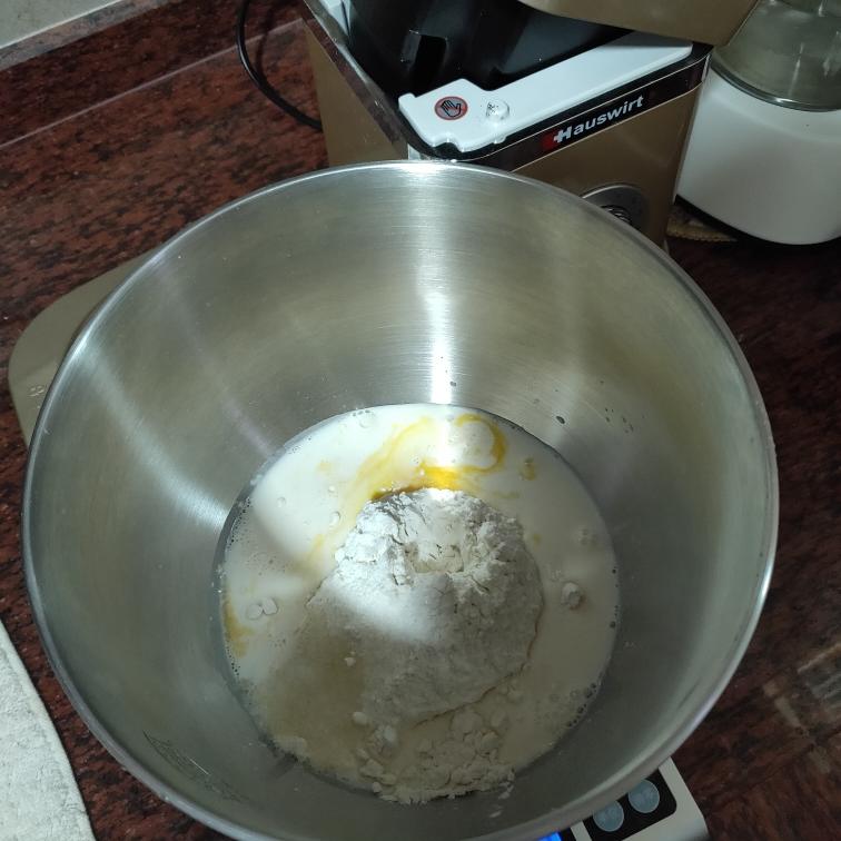 纯奶手撕吐司的做法 步骤1