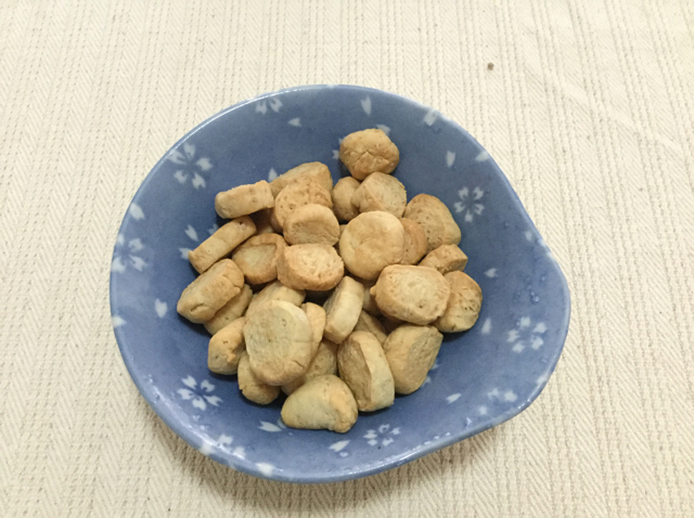 小石头饼干。