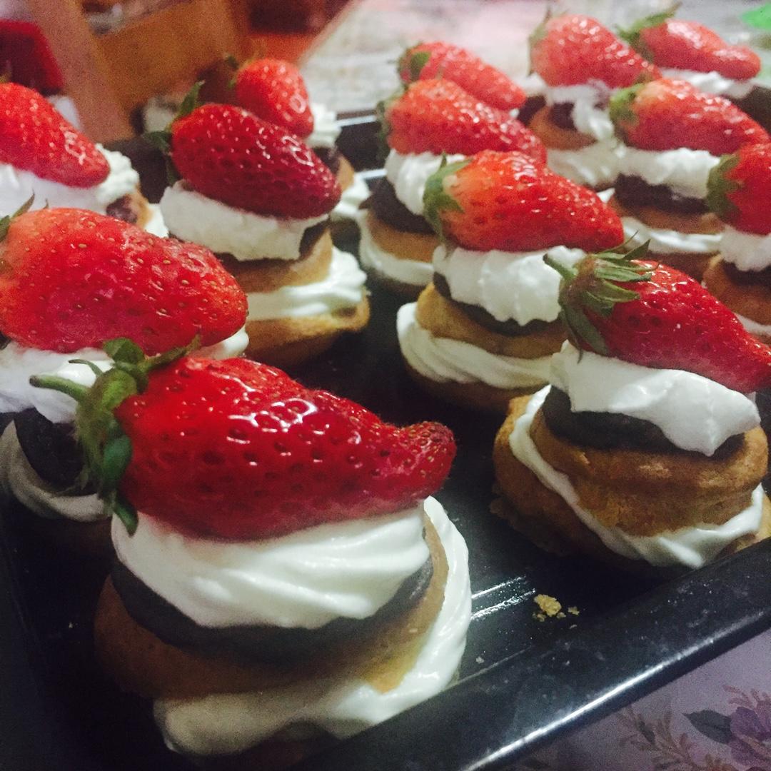 高颜值的花环泡芙