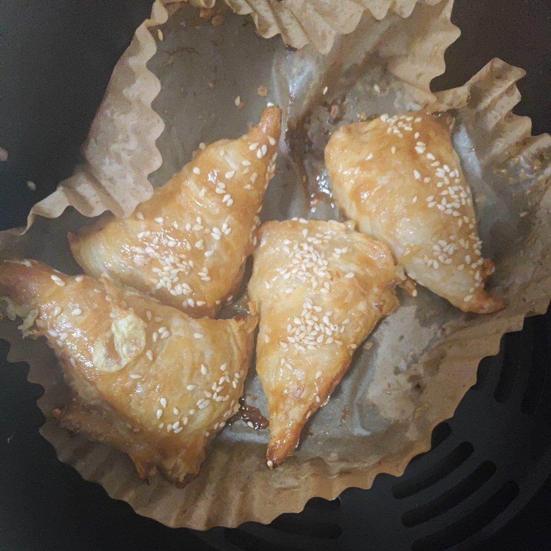 巨好吃的快手香蕉派，烘焙新手友好小甜品，酥脆香甜一次成功