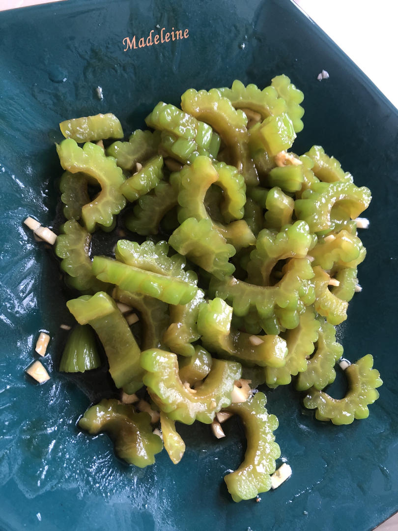 不苦的凉拌苦瓜