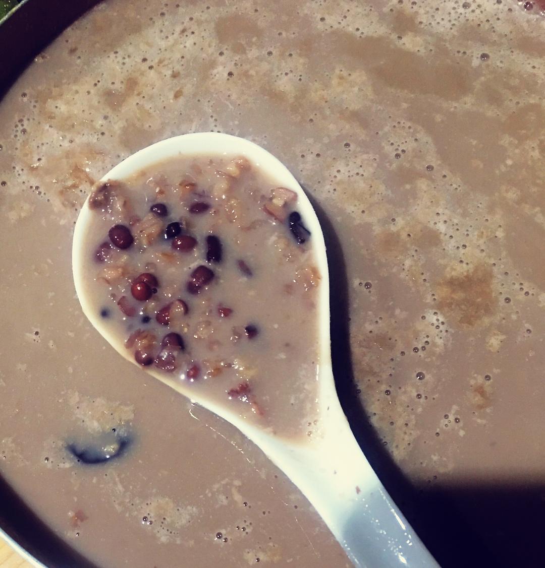 红豆燕麦牛奶粥